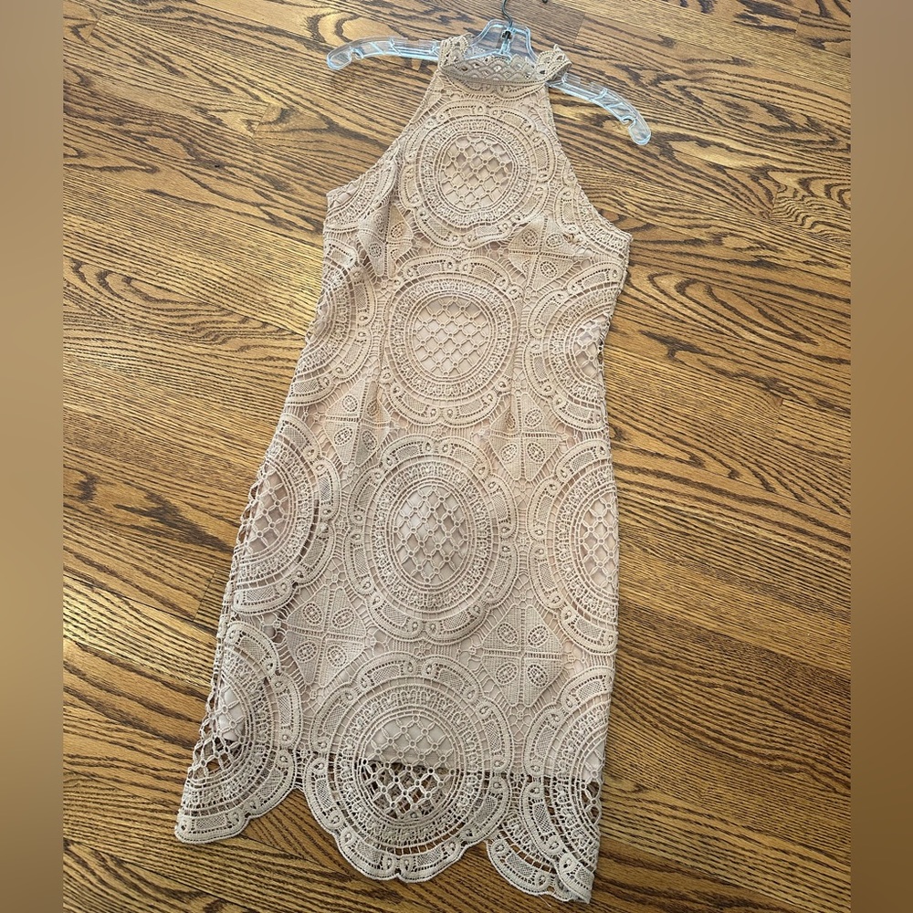 NWOT Blush Lace Halter Midi Dress